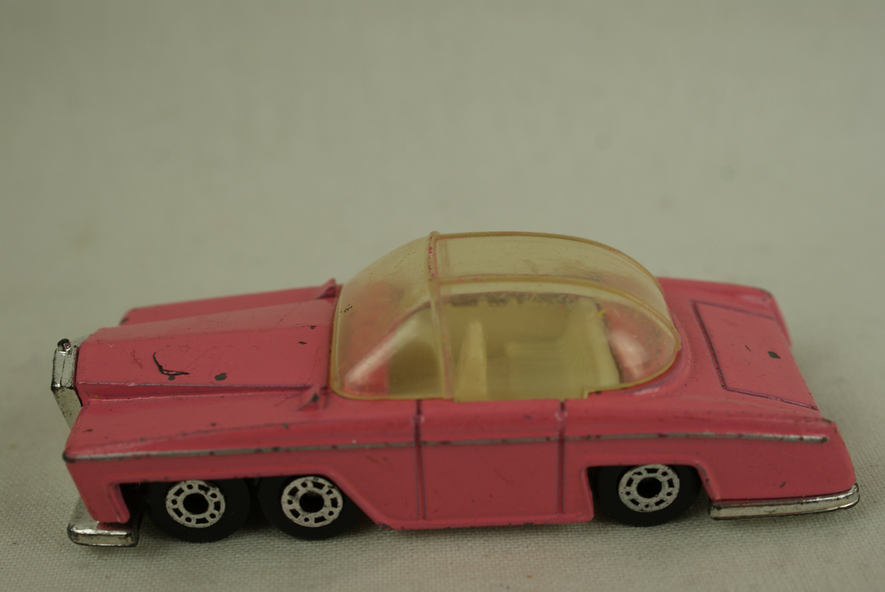 Thunderbirds Matchbox Lady Penelope FAB1 Pink Car Fab 1 90s 5