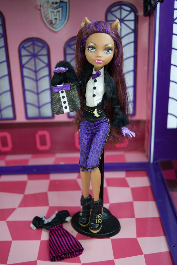 Monster High 17 Large Clawdeen Wolf Doll 