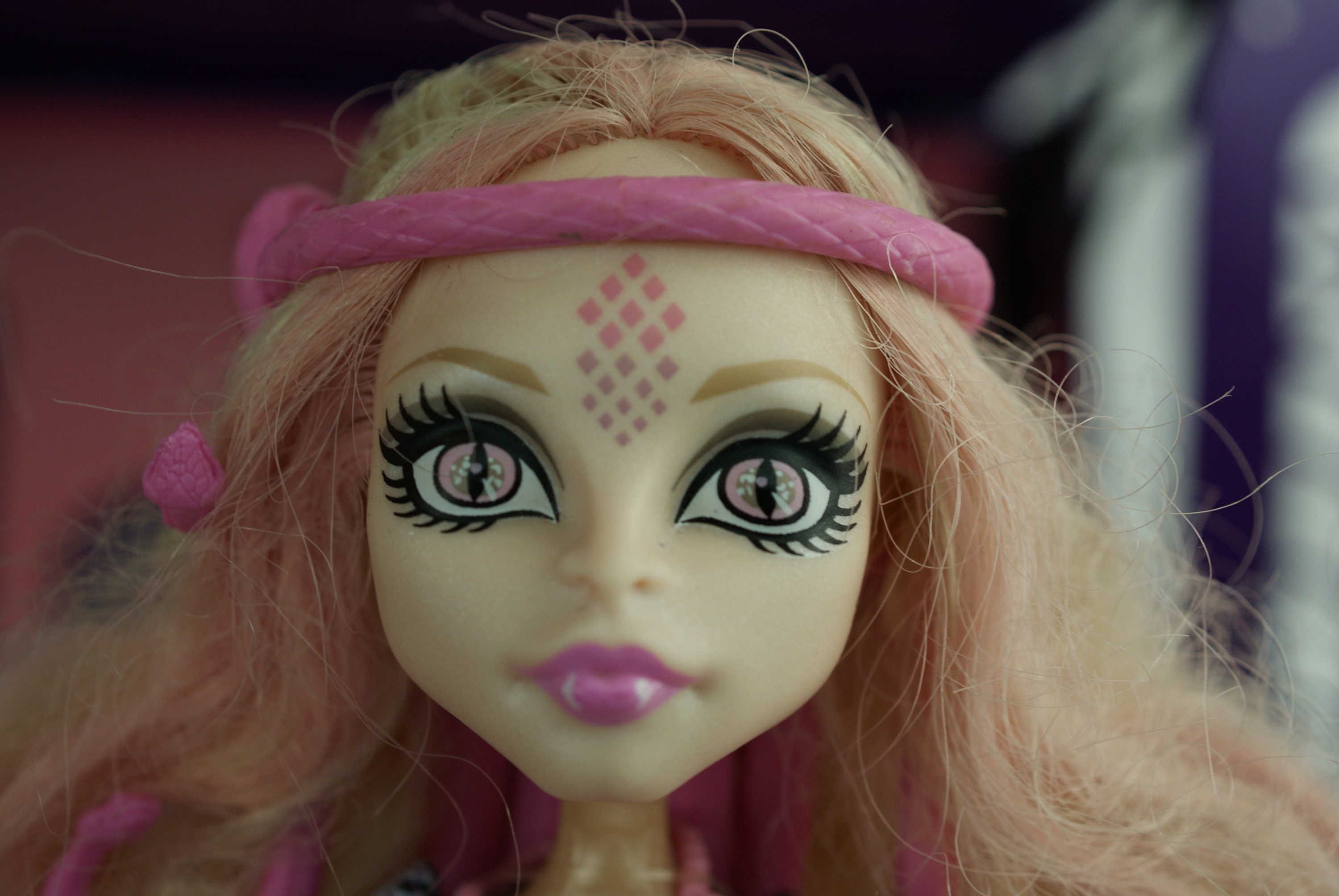 Viperine monster hotsell high doll