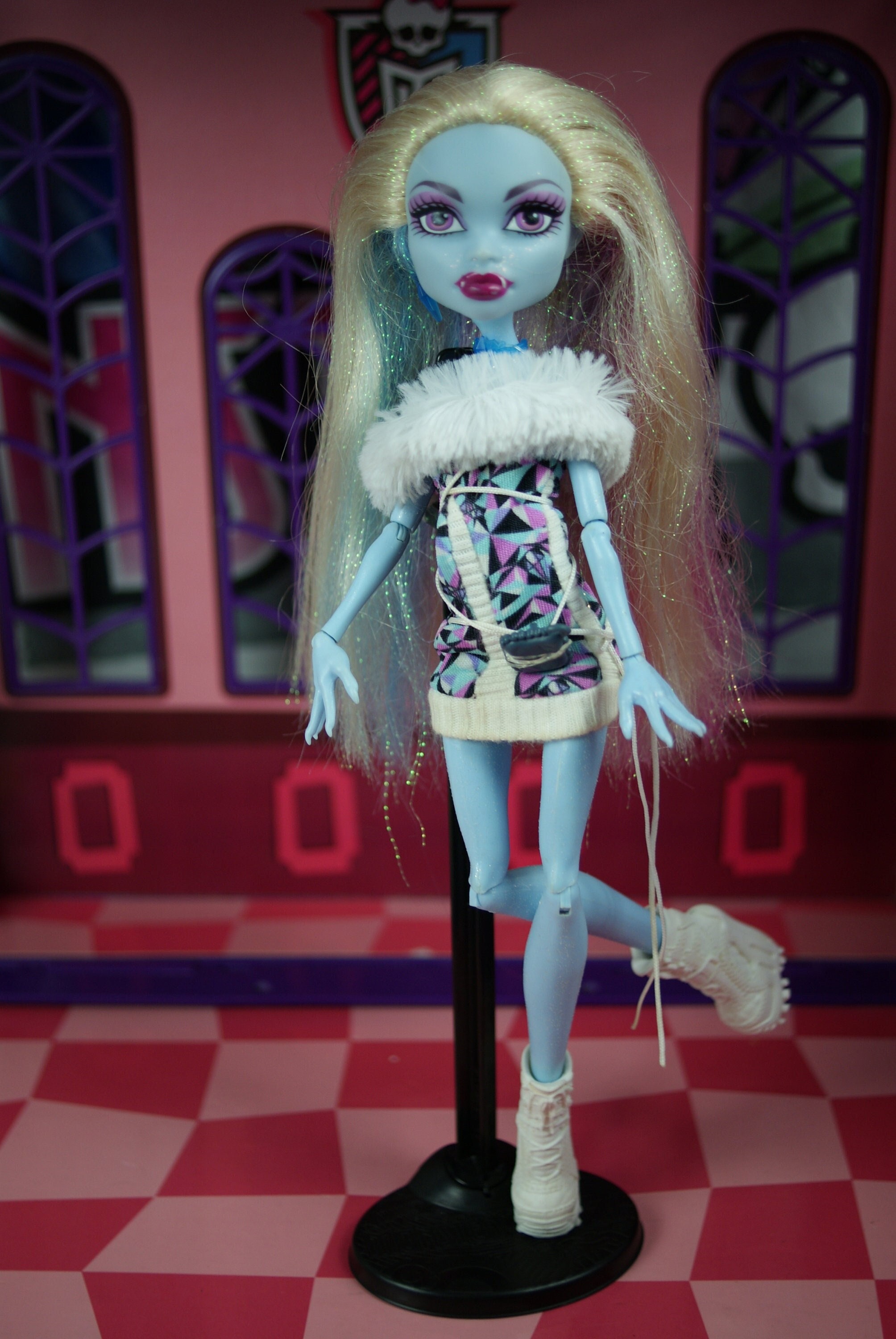 Monster High First Wave - Operetta Signature Doll.