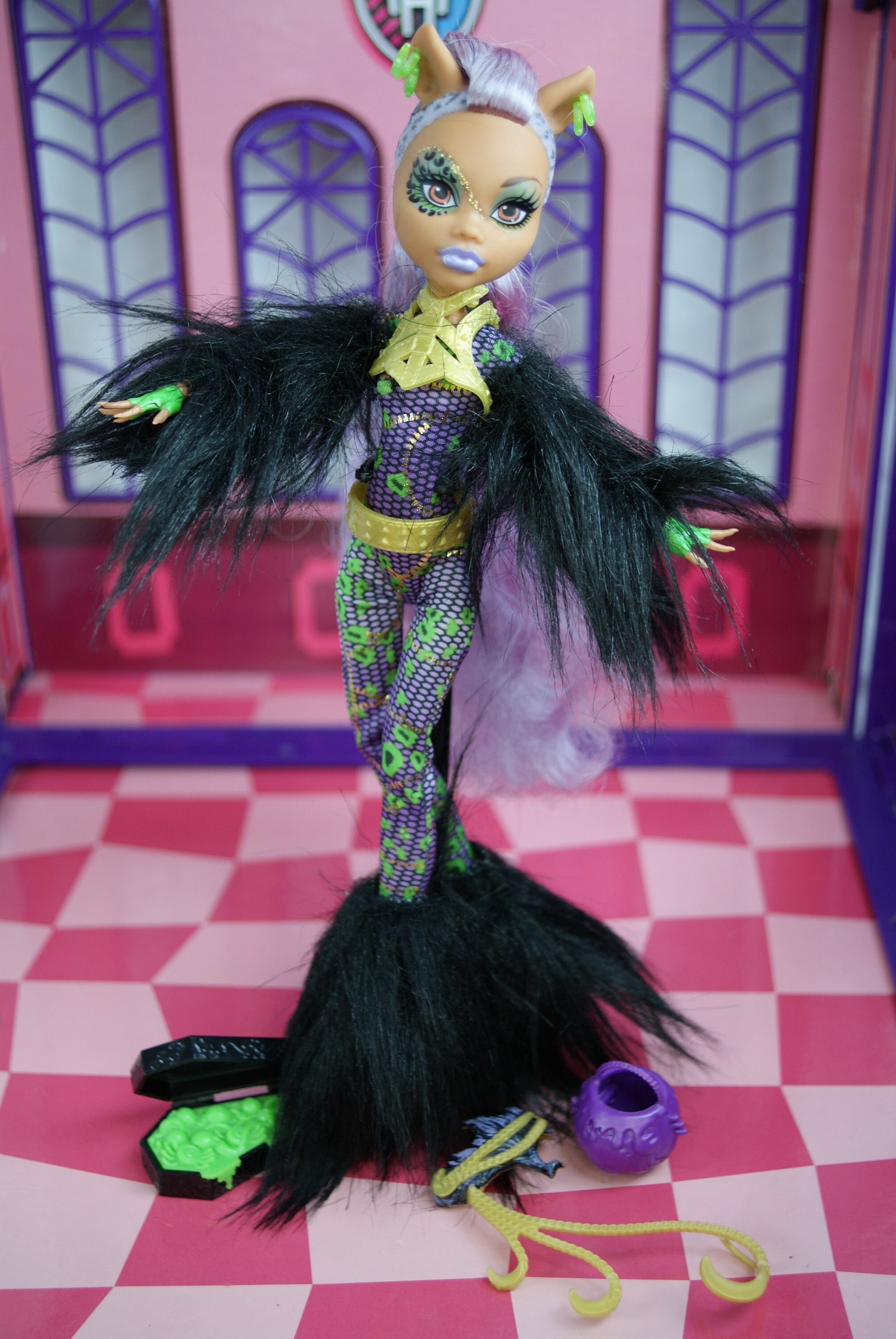 Clawdeen Wolf Doll Ghouls Rule