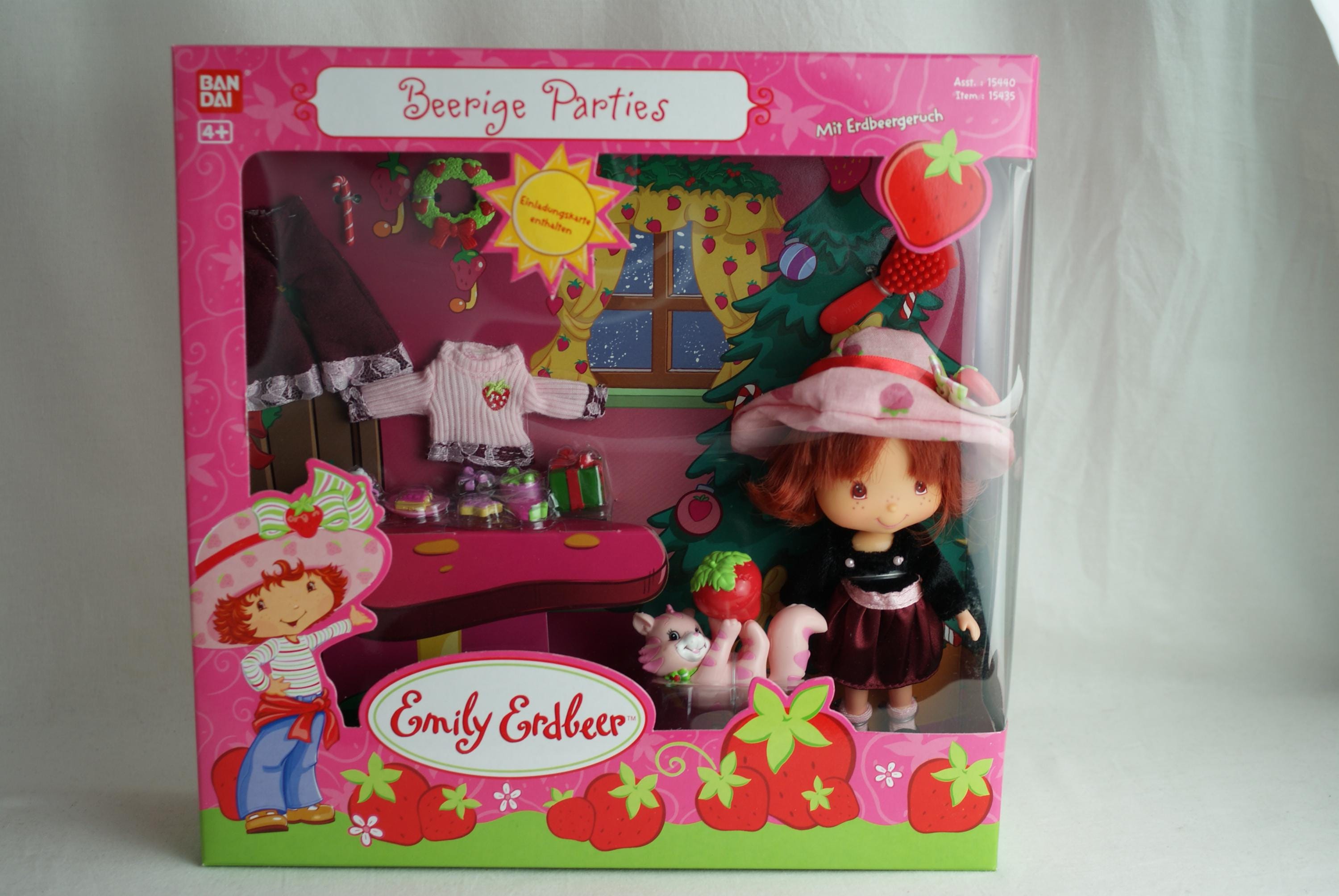 STRAWBERRY SHORTCAKE CHARLOTTE aux fraises Poupée party pleaser mint