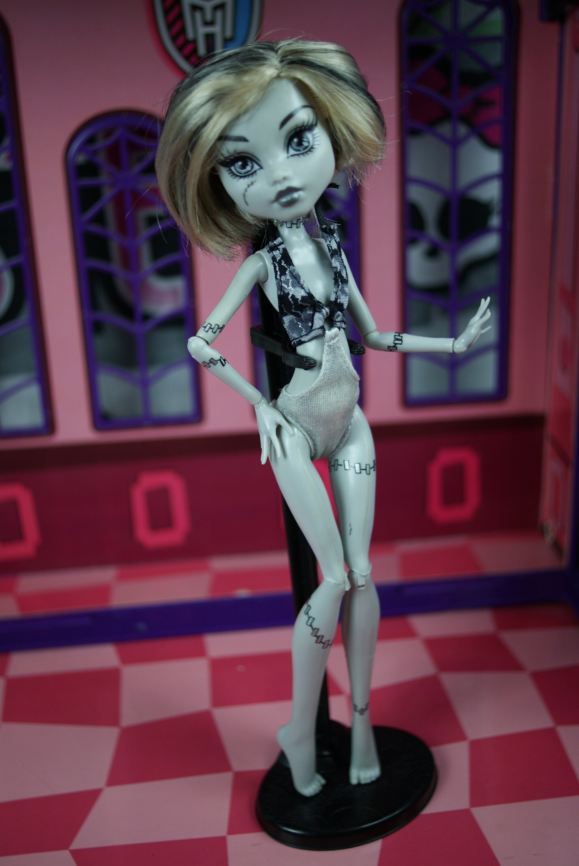 Skull shores frankie stein doll sale