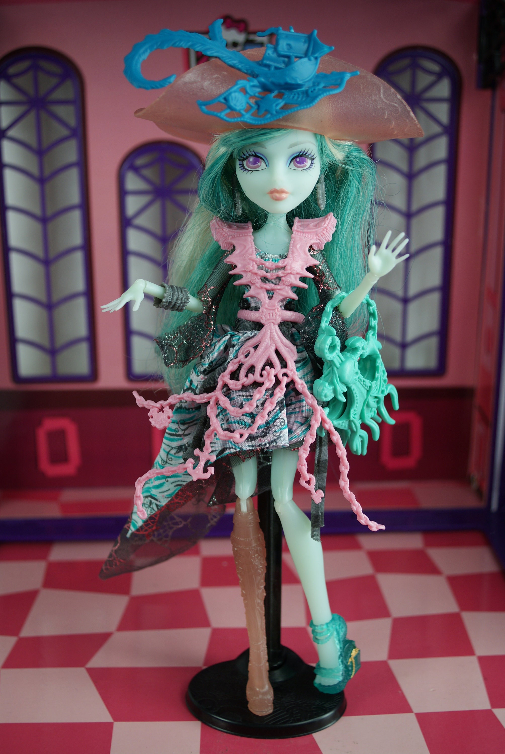 Monster High Haunted Student Spirits Vandala Doubloons Doll 2014