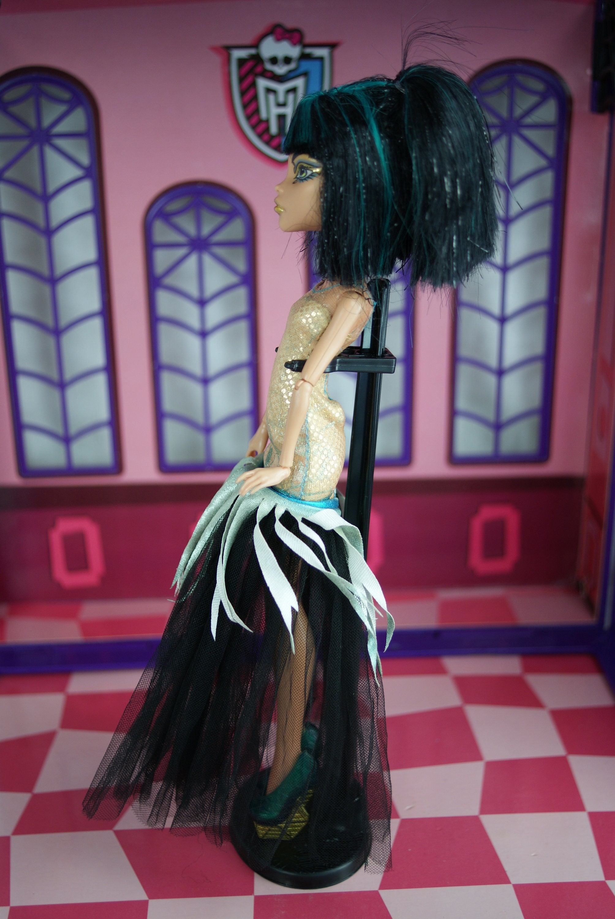 モンスターハイ グールズ・ルール クレオ・デ・ナイル ドール 人形 Doll 楽天市場】モンスターハイ クレオ・デ・ナイル ドール 人形
