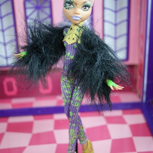 Monster High Clawdeen Wolf Ghouls Rule doll  Mattel 2012 #5