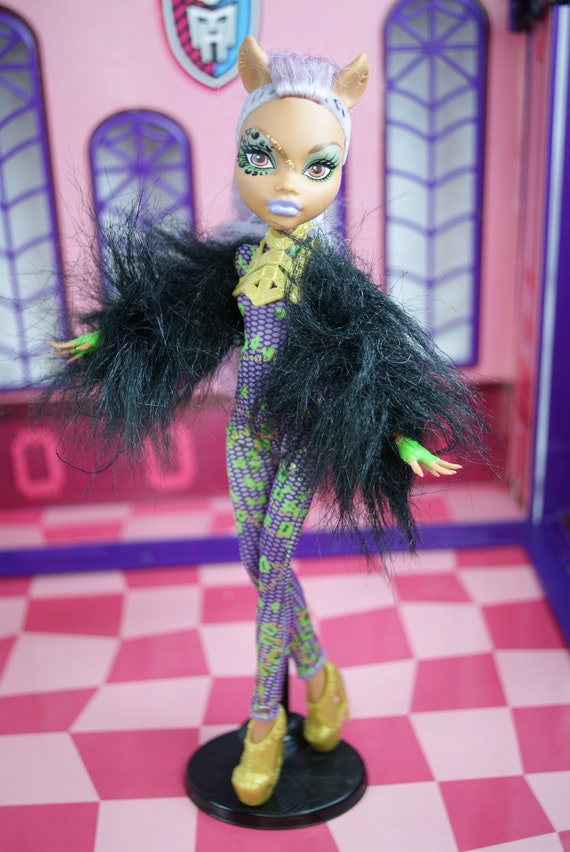 Mattel Monster High Clawdeen Doll - Free Shipping