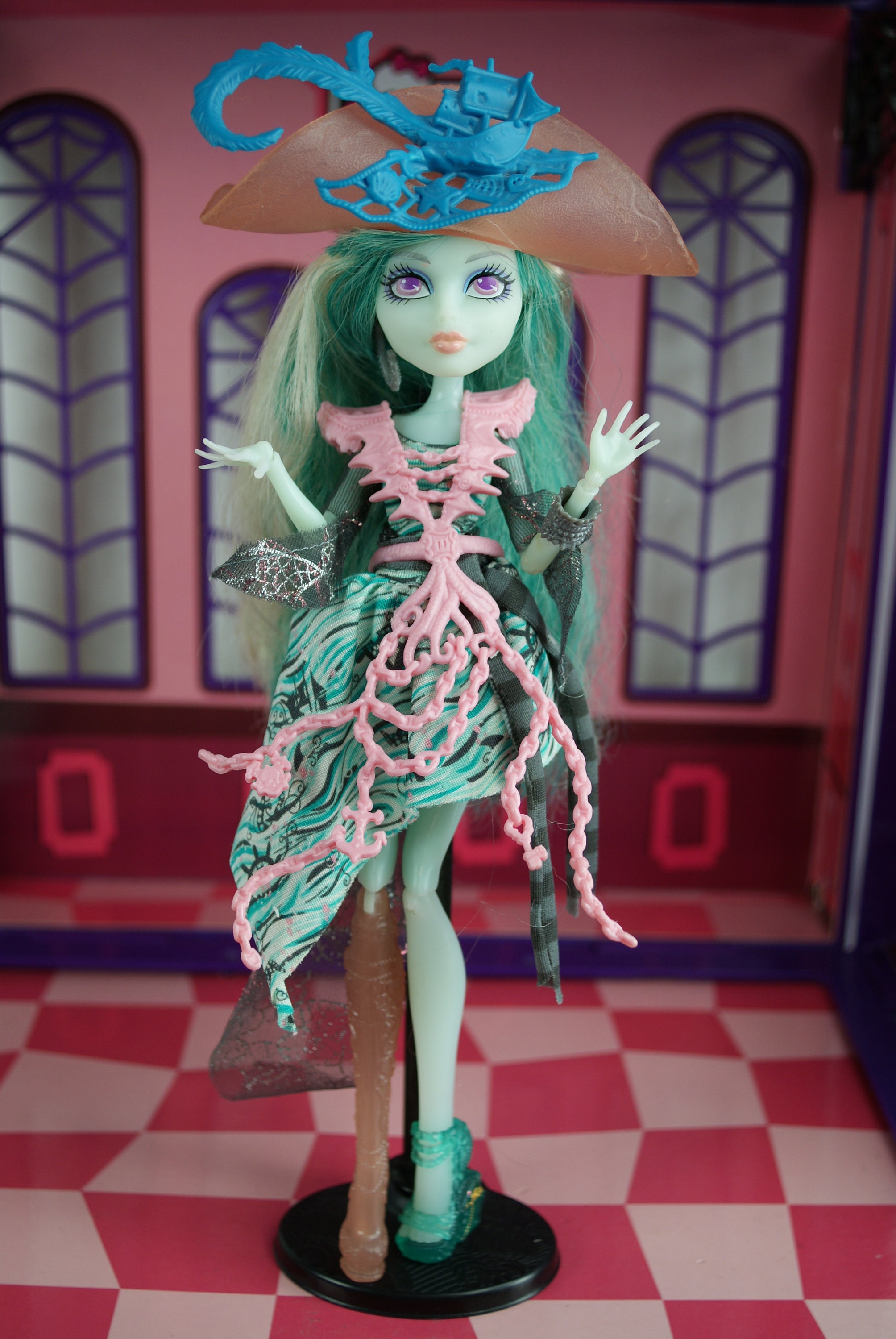 Monster High Haunted Student Spirits Vandala Doubloons Doll 2014