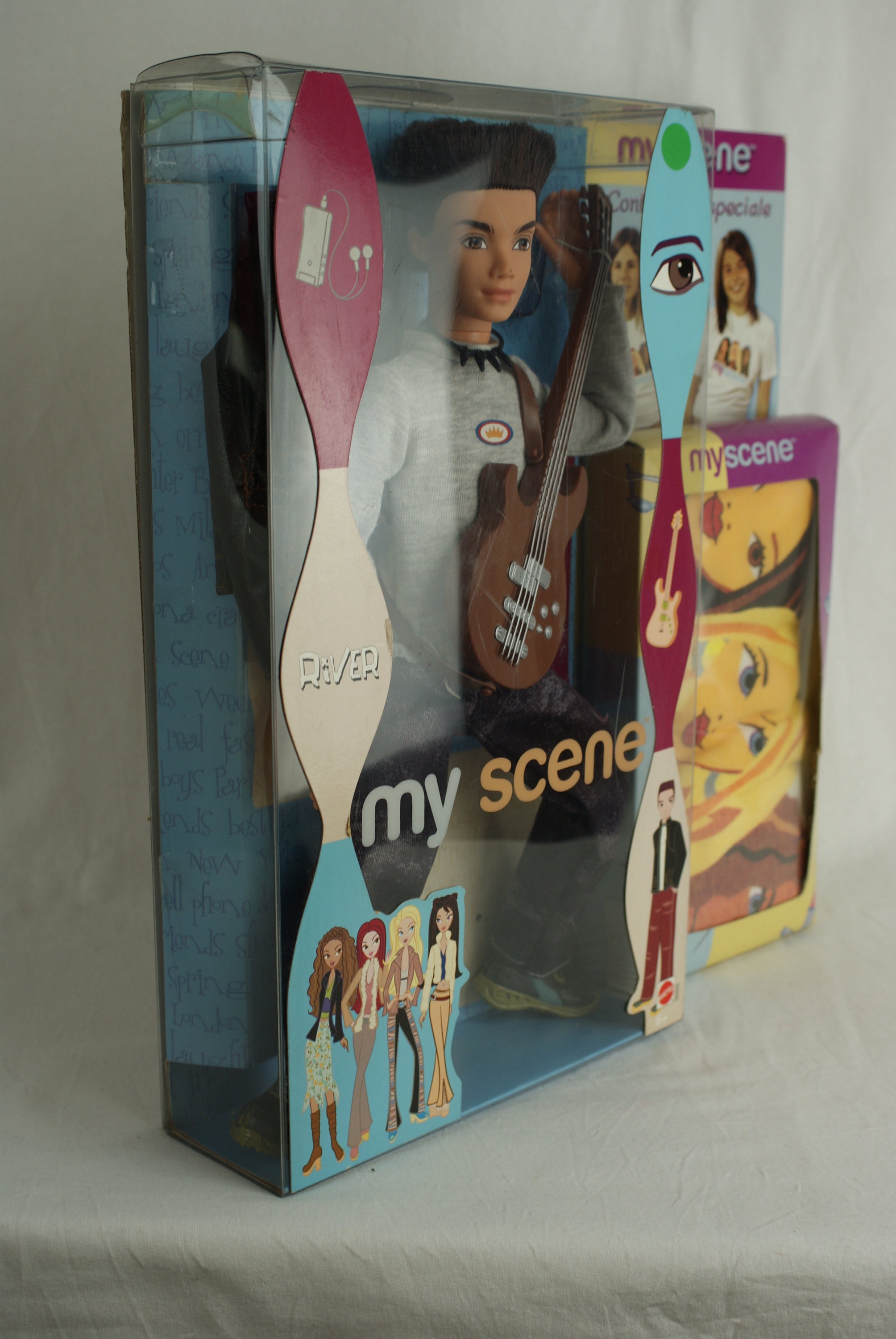 Poupée My Scene River T-shirt - Barbie Fashion - Vintage 90s - Mattel