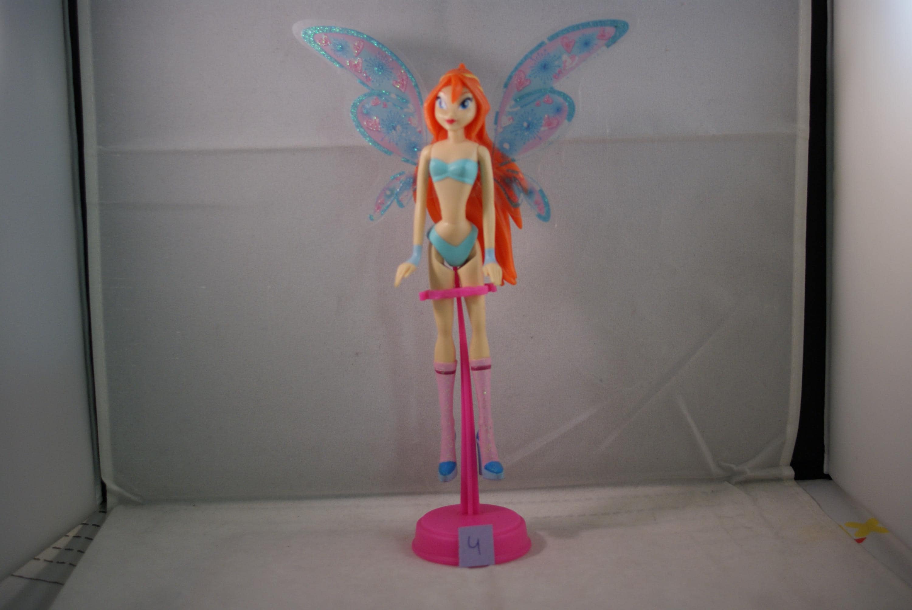 Winx Club Kinder Maxi Ferrero Bloom Easter Action Figure 20 Cm