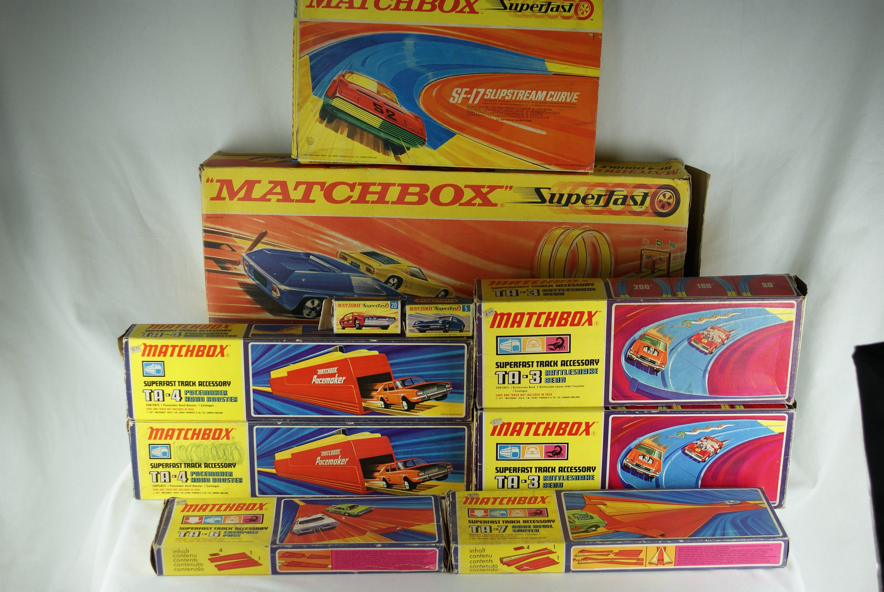 Matchbox superfast best sale track