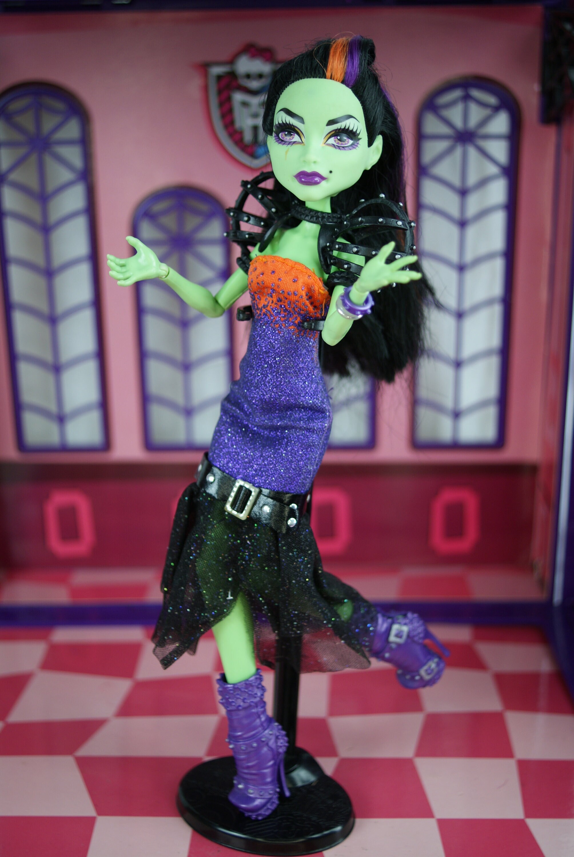 Monster high casta fierce doll 2025