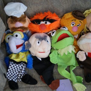 Muppets hand puppets 8 figures plush Jim Henson Disney Kermit Miss Piggy Statler Waldorf Gonzo Swedish Chef Animal Fozzie 2012 #2