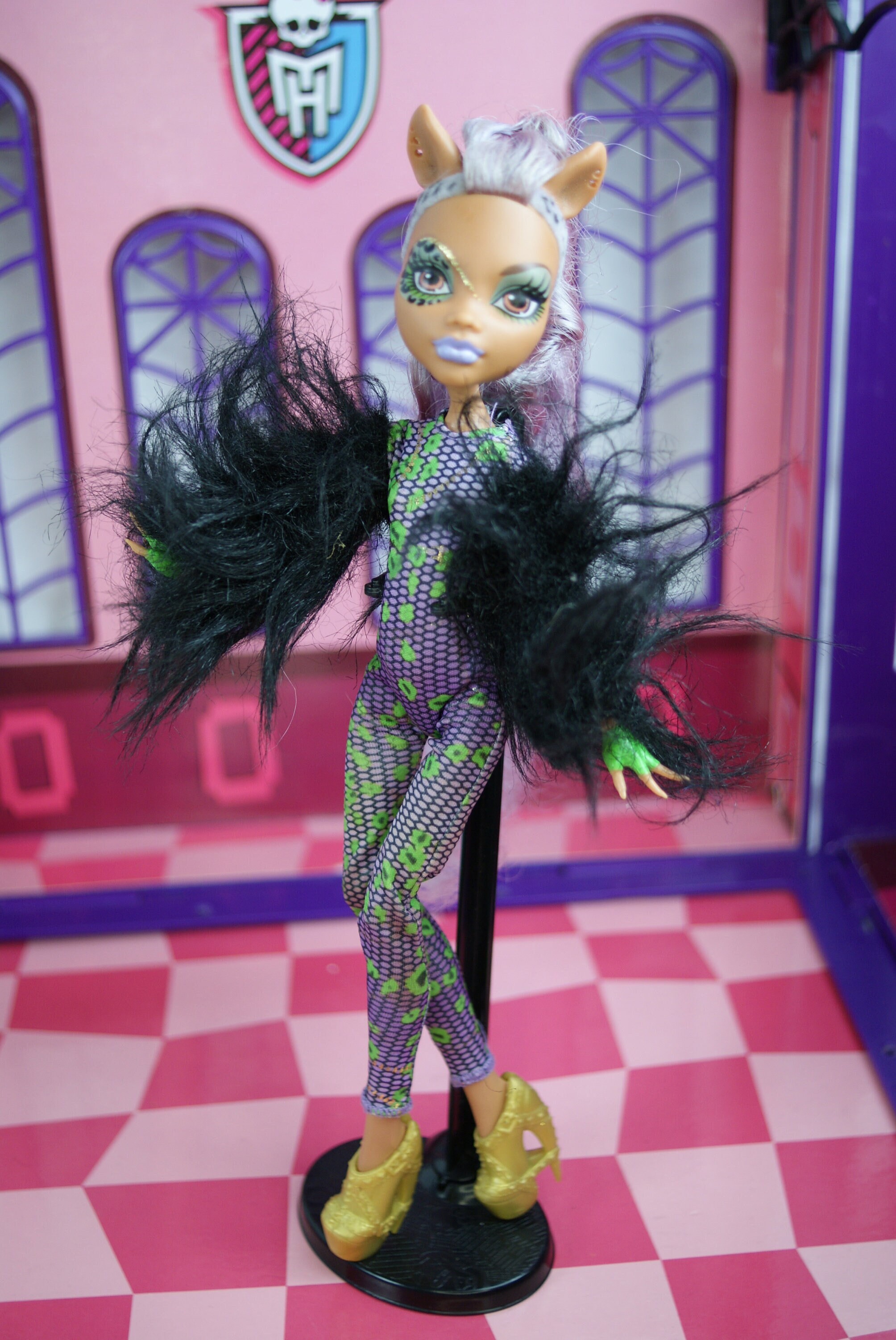Monster High Skultimate Roller Maze Clawdeen Wolf Doll 2012 Mattel
