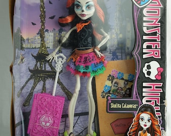 Monster High Scaris Cityof Frights Skelita Calaveras Puppe Mattel MIB boxed 2012
