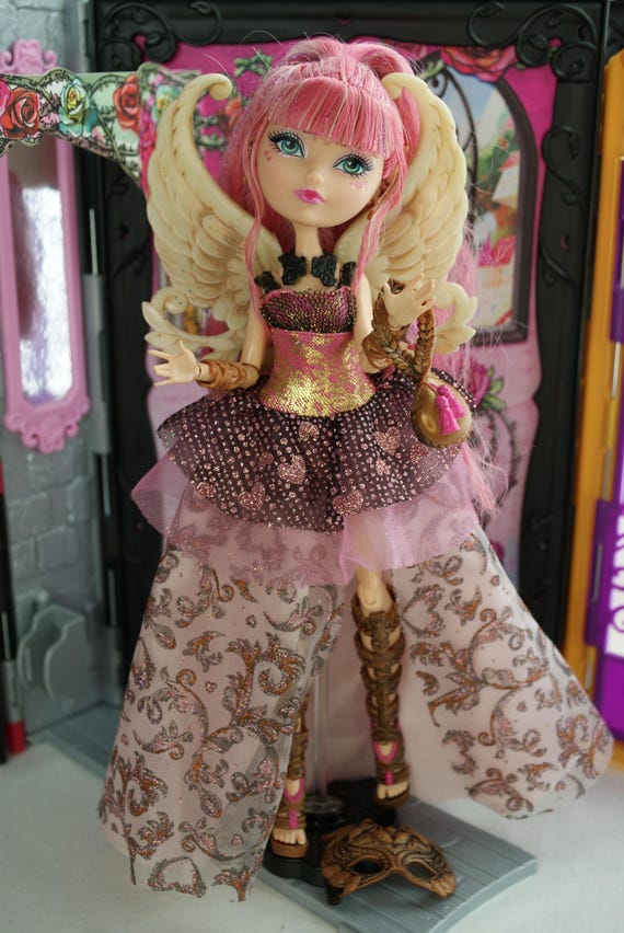 Muñeca Cupido de Ever After High Thronecoming, Mattel 2014