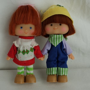 Strawberry Shortcake and Huckleberry Pie dolls re-edition Charlotte aux Fraises & Clafoutis Myrtilles Kanai Kids Kenner 80s