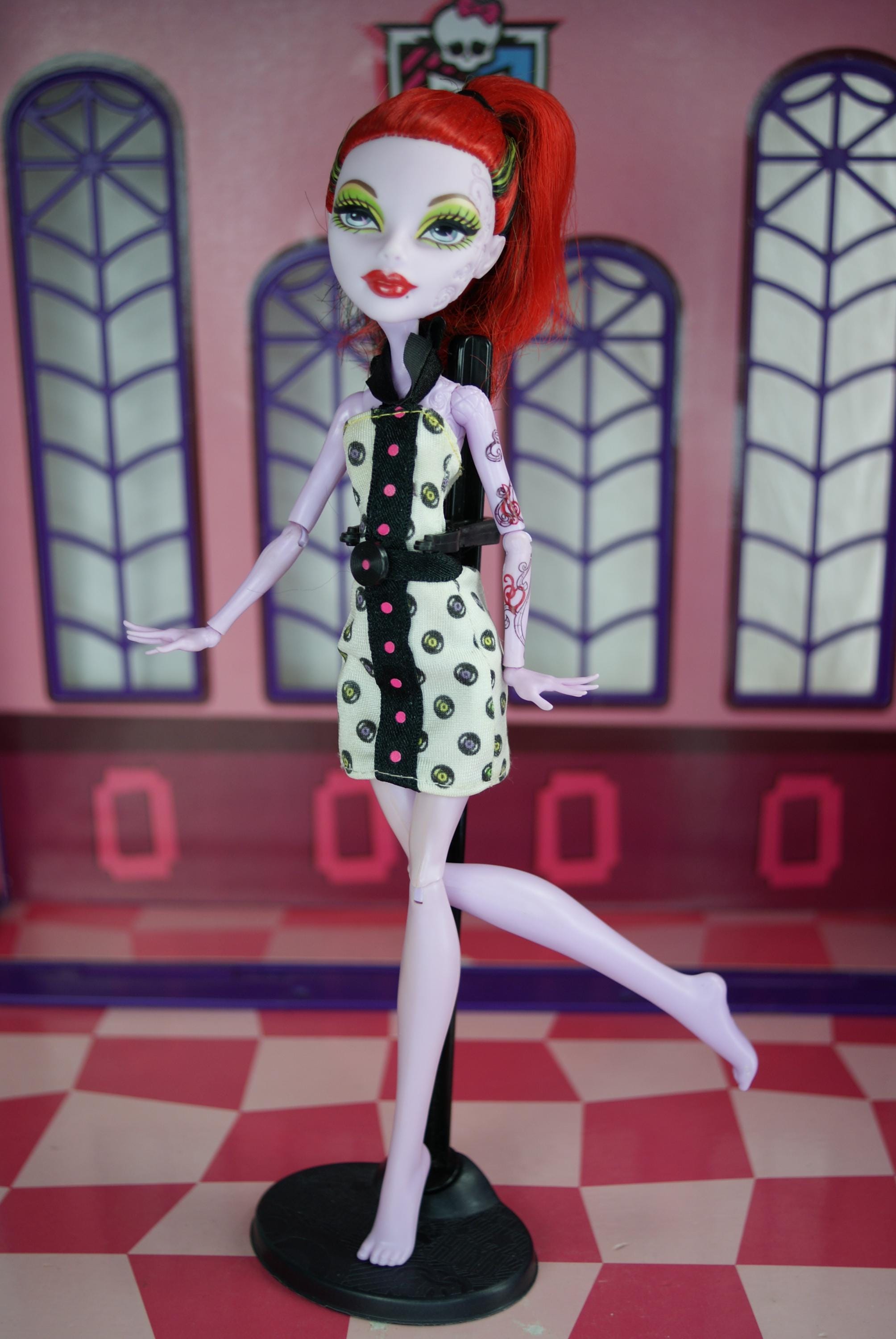Monster High Skulltimate Roller Maze Operetta Doll Mattel 2012 #1