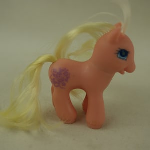 My Little Pony Baby Fleur Flower Wedding Carriage G2 Hasbro 90s 2
