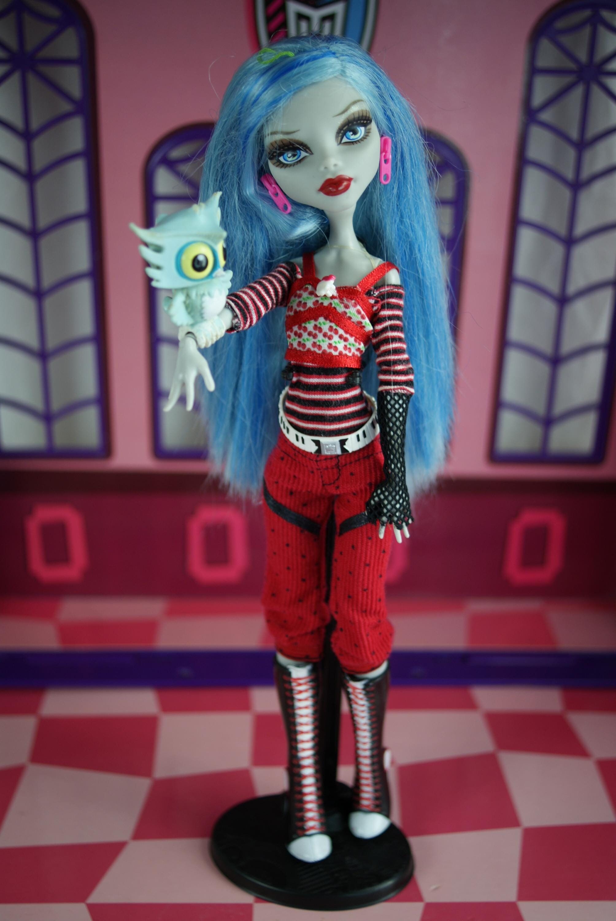 Monster High Signature Series First 1 Wave Ghoulia Yelps  Monster High Doll Shoes Boots Heels Guitar Earing Accessories Lot Stein Yelps MH main image 0