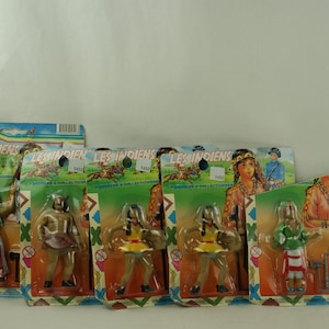 Indians Pvc Les Indiens MGM Pvc Toy Soldiers Indians Bootleg Pocahontas Lot of 5 ...