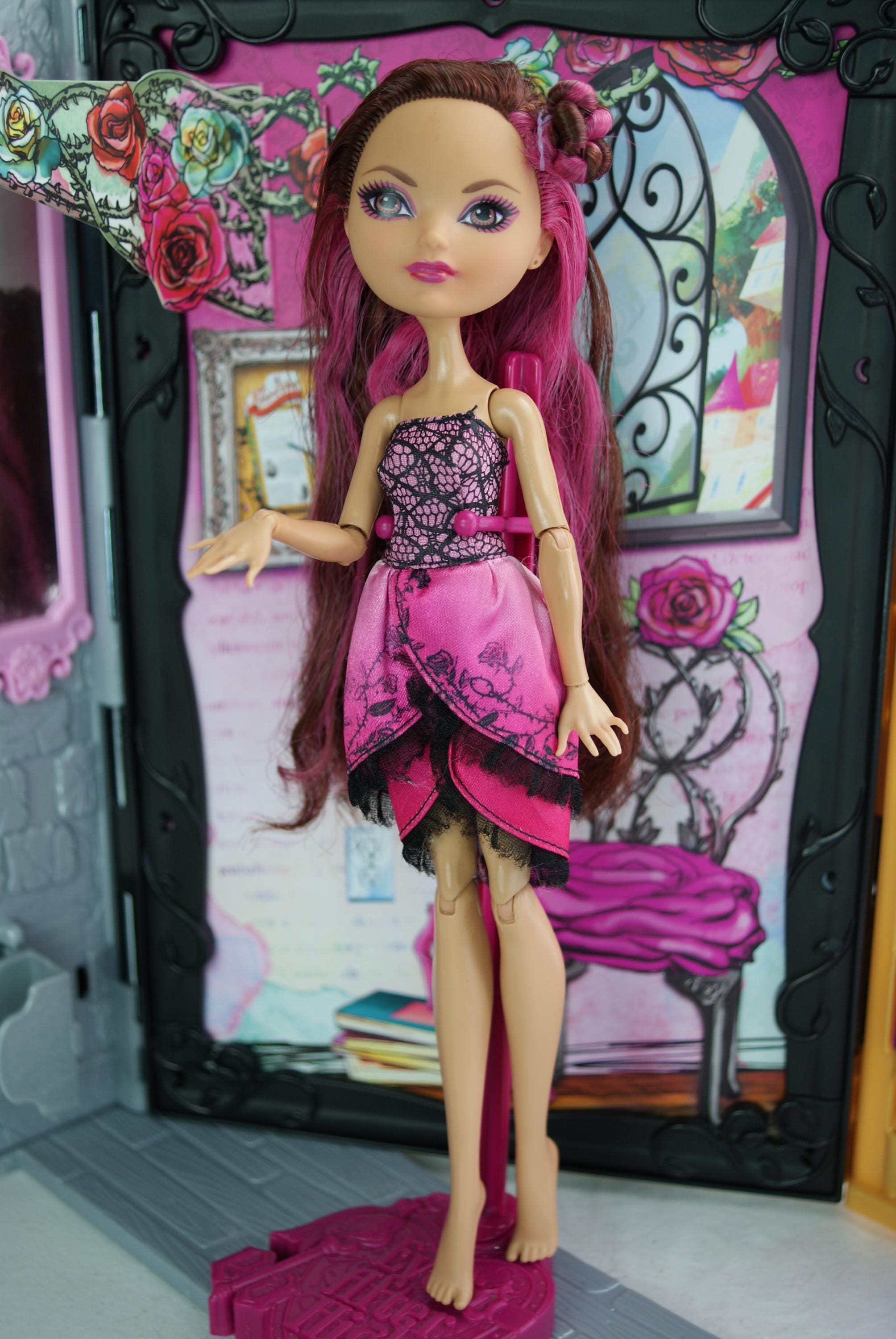 Ever After High Original First Chapter Core Royals and Rebels