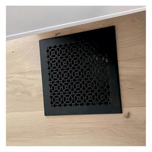 LUFTRETUR 12"x12" Kanalöppning | Kraftigt gjutet kanalskydd i aluminium (14"x14" totalt) | Pulverlackerad