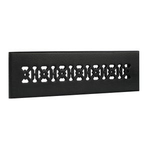 Peut inclure: Grille de ventilation en métal noir avec un motif géométrique décoratif, complexe et délicat. La grille de ventilation est rectangulaire et a une finition lisse et mate.