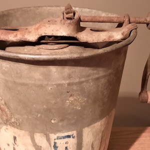 ICEBERG Ice Cream Maker- Winchendon MA USA Alaska Freezer Co.