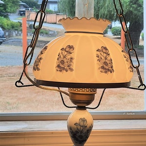 Country Blue Flower&quot; Milchglas Swag Lampe