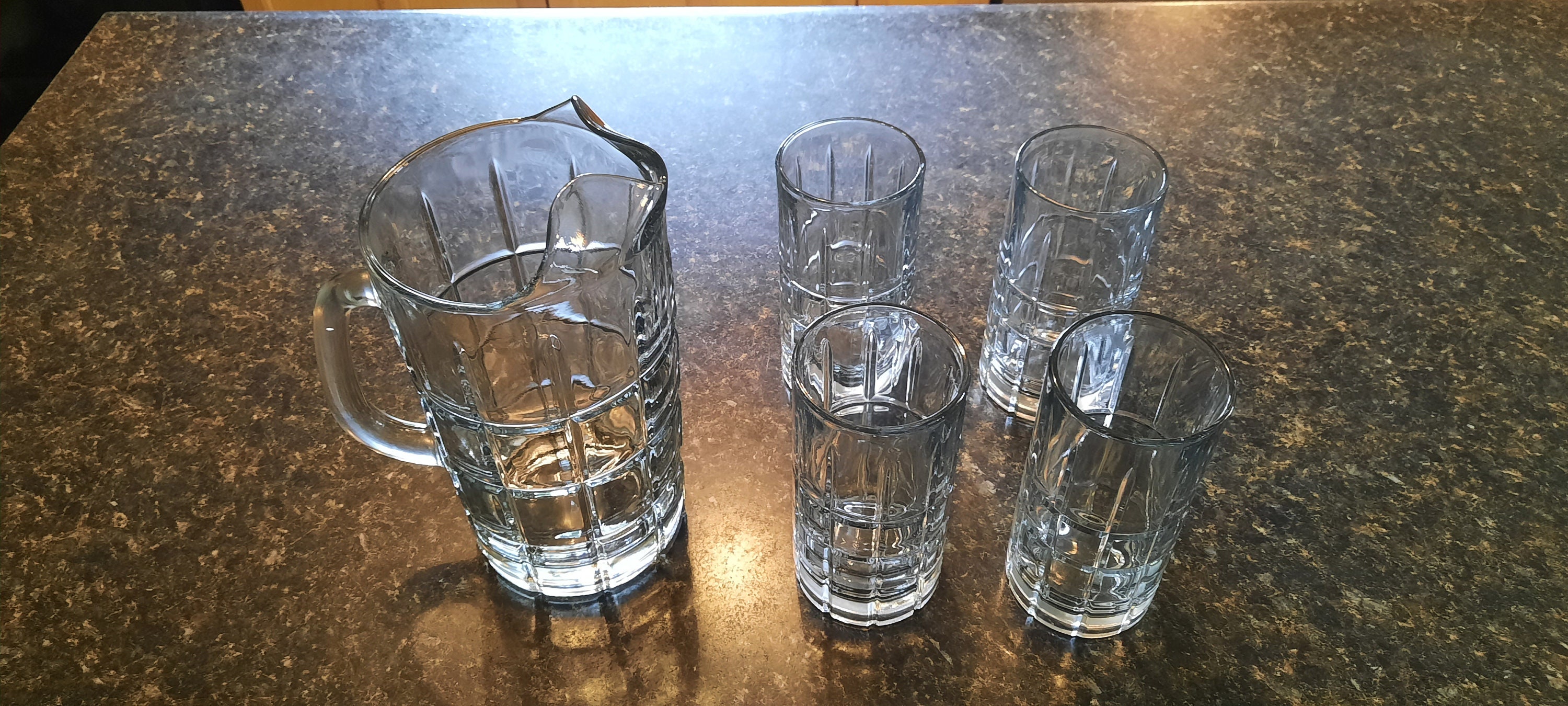 Anchor Hocking Tartan Manchester-Pitcher & Glass Set of 4