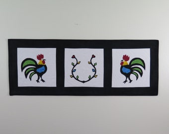 Patrón de camino de mesa con apliques de gallo – Arte folclórico polaco (Patrón en PDF)