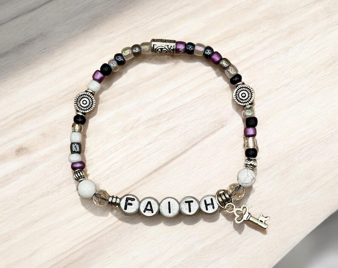 FAITH Bracelet, Word Bracelet, Affirmation Bracelet, Gem Bracelet, Positive Saying Bracelet, Love Gift, Gift for Her, Loved One Gift