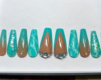 Aqua Green Glamorous Press On Fake Nails