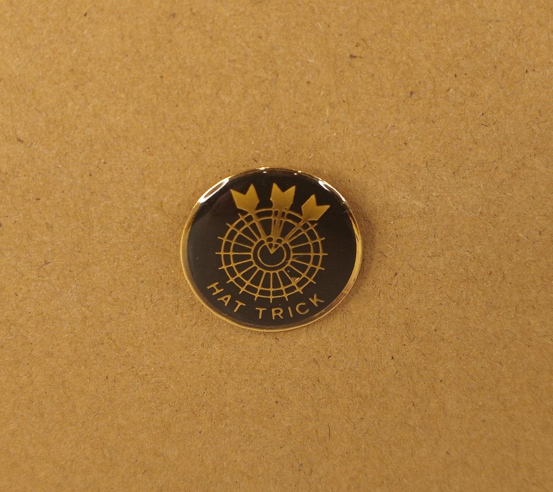 Hat Trick Pin,dart Pin,darts Pin,darts Hat Trick Pin,sports Pin