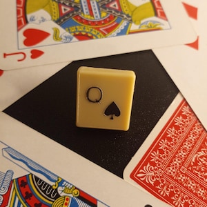 queen of spades pin,playing card pin,vintage game,ginnykub pin,spades suite,card suites,gambling,gambler,ace,antique game,casino,las vegas