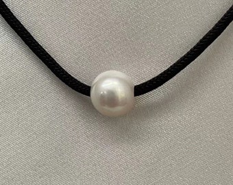 Single Pearl 9mm Freshwater Pearl Necklace with nice Nylon cord