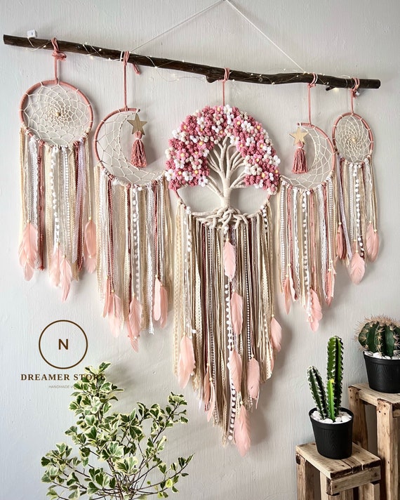 2 Handgefertigte Traumfänger Mit Federn – Boho-Deko Für Wand, Fenster Oder Als Geschenk 2 Handgefertigte Traumfänger Mit Federn – Boho-Deko Für Wand, Fenster Oder Als Geschenk