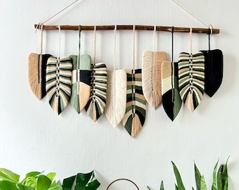 large boho  macrame wall hanging, macrame feather wall hanging, gift for mom, home decoration, nursery decoration, leaves on the wall