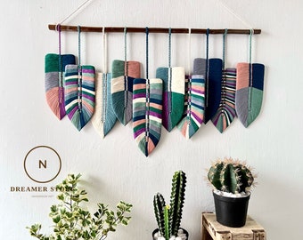 large boho  macrame wall hanging, macrame feather wall hanging, gift for mom, home decoration, nursery decoration, leaves on the wall