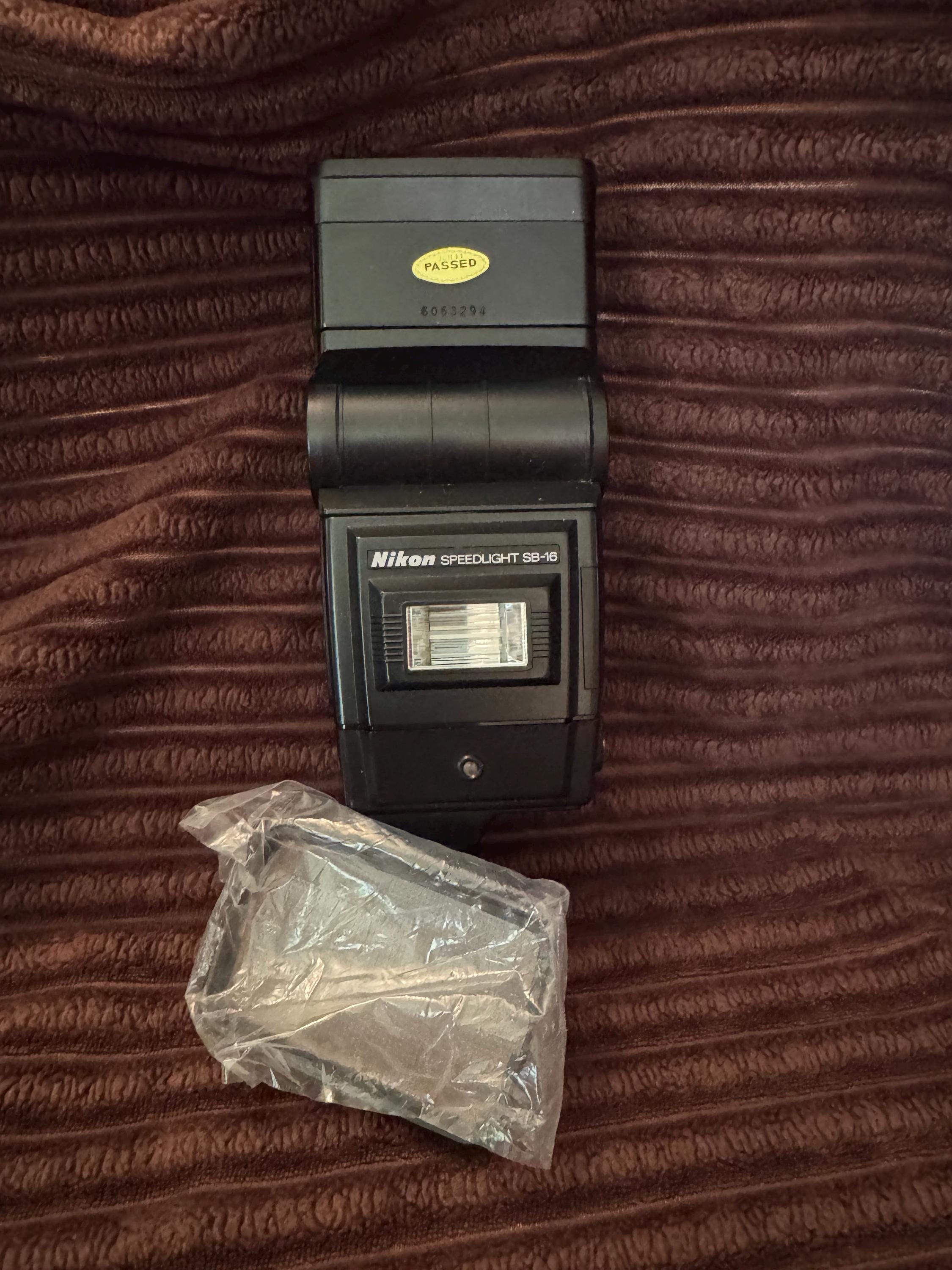Nikon SB-27 Flash D-TTL ISO NG 34
