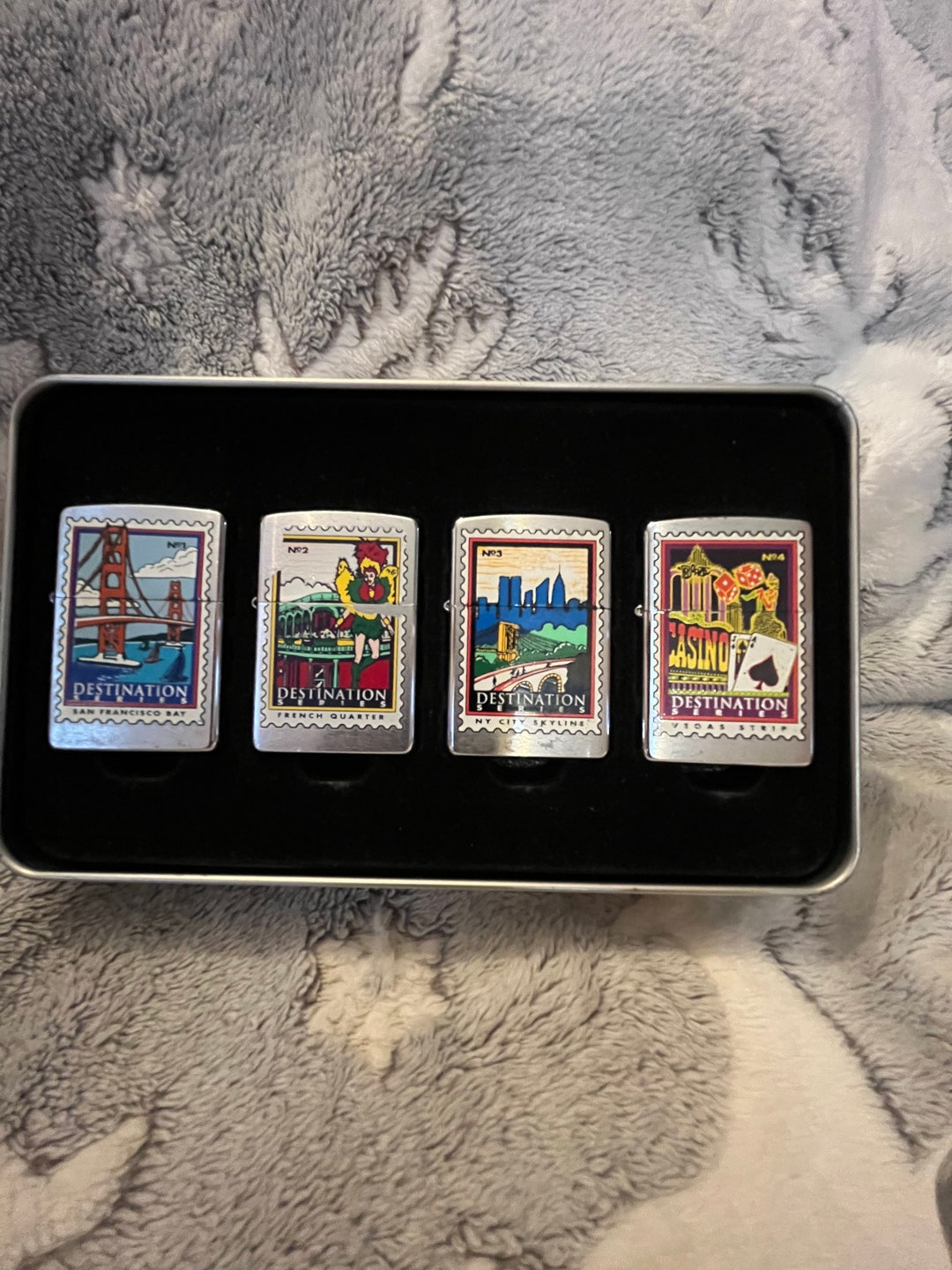 Set of 4 Zippo Lighters Destination Series in Tin Box Las Vegas NYC San