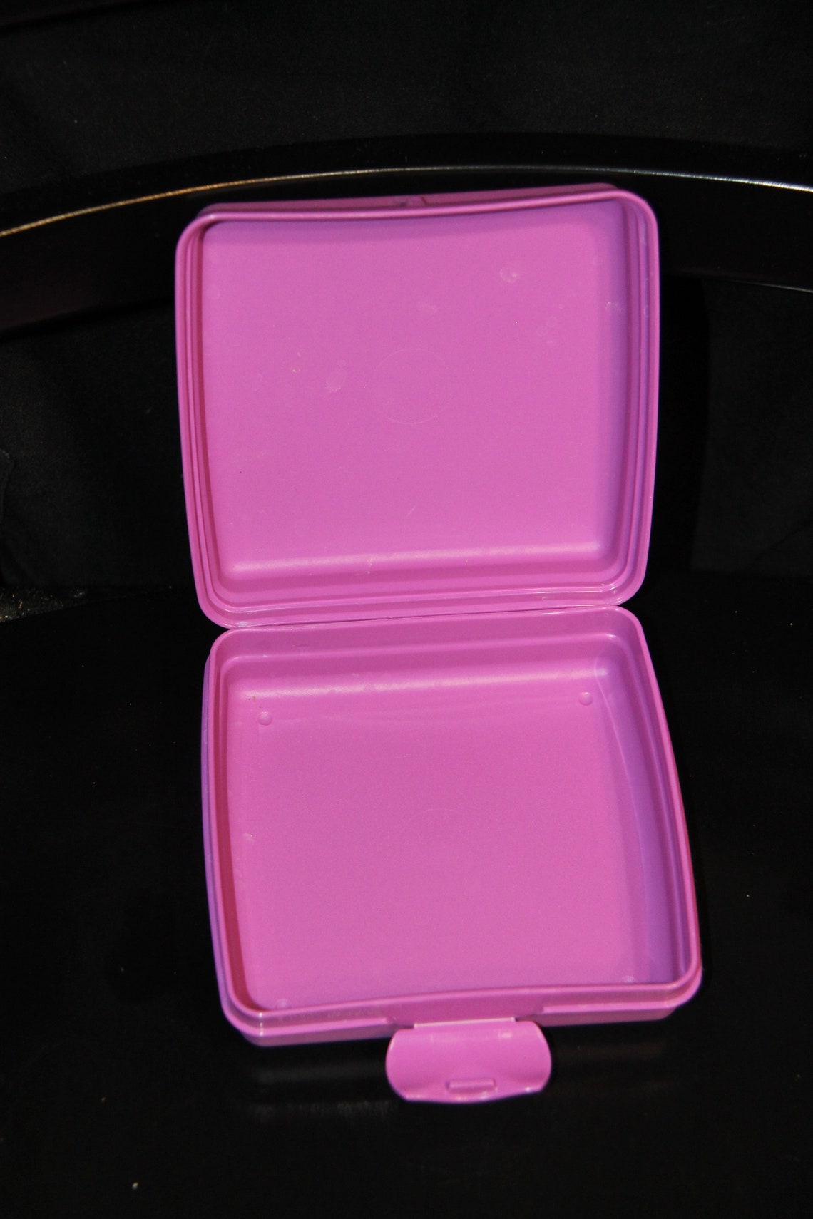 Tupperware Sandwich Keeper Purple Etsy