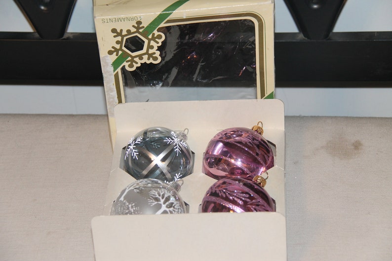 Pyramid Decorative Ornaments 3.5 Set of four