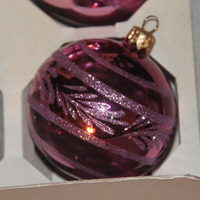 Pyramid Decorative Ornaments 3.5 Set of four