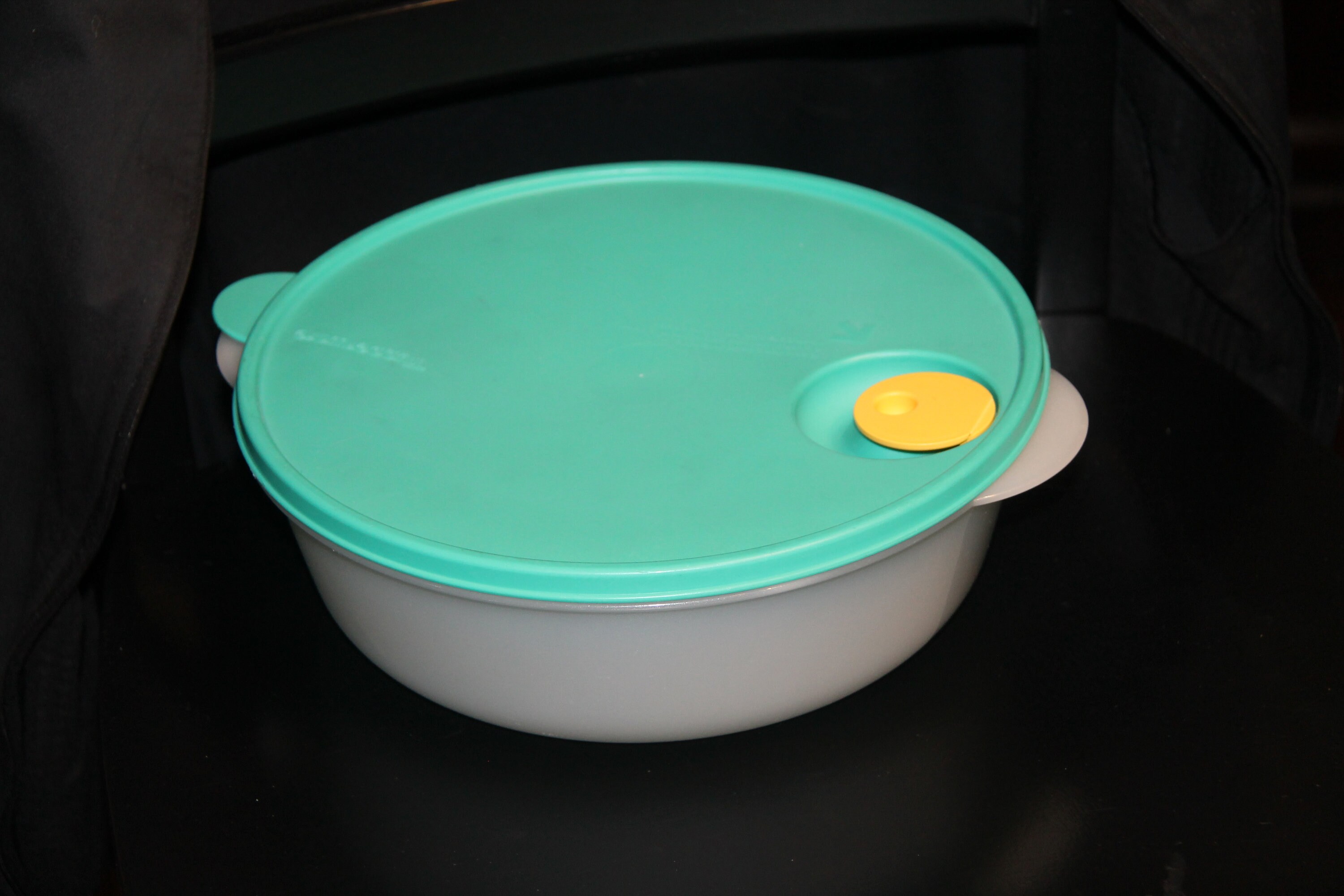 Vintage Tupperware Large Bowl for sale | Only 4 left at -75%