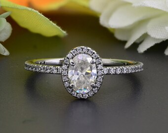 14K White Gold 1.50 Ct Oval Cut Simulated Moissanite Diamond Halo Engagement Ring