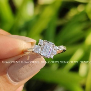 Modern cluster rings hotsell