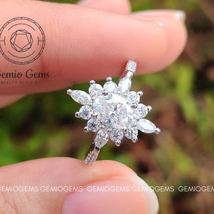 Starburst Ring, 0.75 CT Oval Halo Moissanite Engagement Ring, 14K Solid Gold Ring, Halo Setting Ring, Bridal Wedding Ring, Anniversary Gift