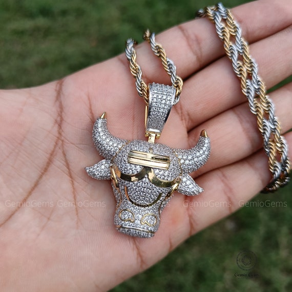 Iced out chicago shop bulls chain